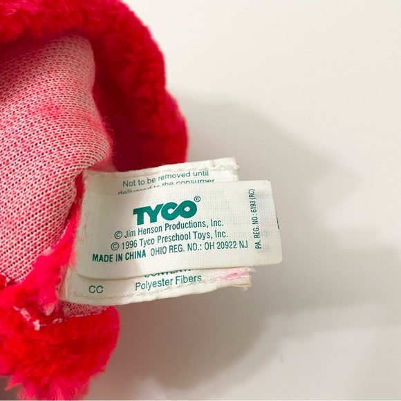 Vtg 1996 Sesame Street Elmo Hand Puppet Tyco - Picture 14 of 16